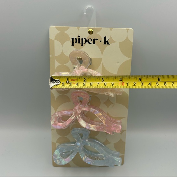 *New* Piper K Iridescent Bow Claw Clips - Cream, Pink, and Blue - Picture 4 of 5